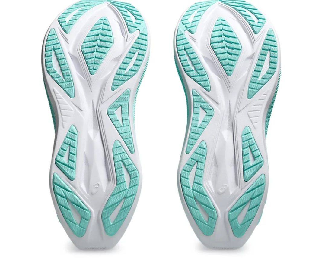 ASICS Superblast 2 bottom