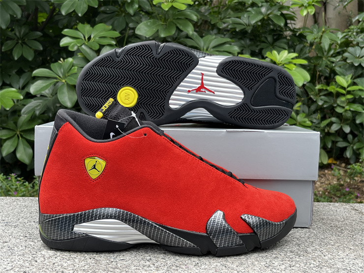 Air Jordan 14 Ferrari bottom