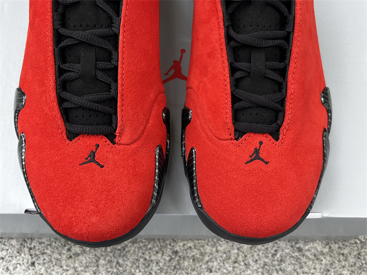 Air Jordan 14 Ferrari front