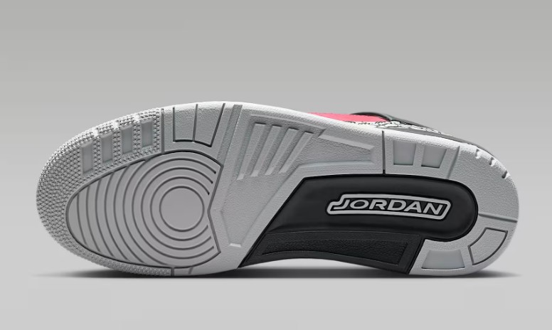 Men's Jordan Spizike Low Gym Red bottom