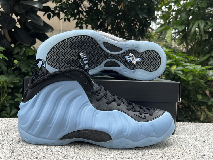 Nike Air Foamposite One Psychic Blue and Black shoes