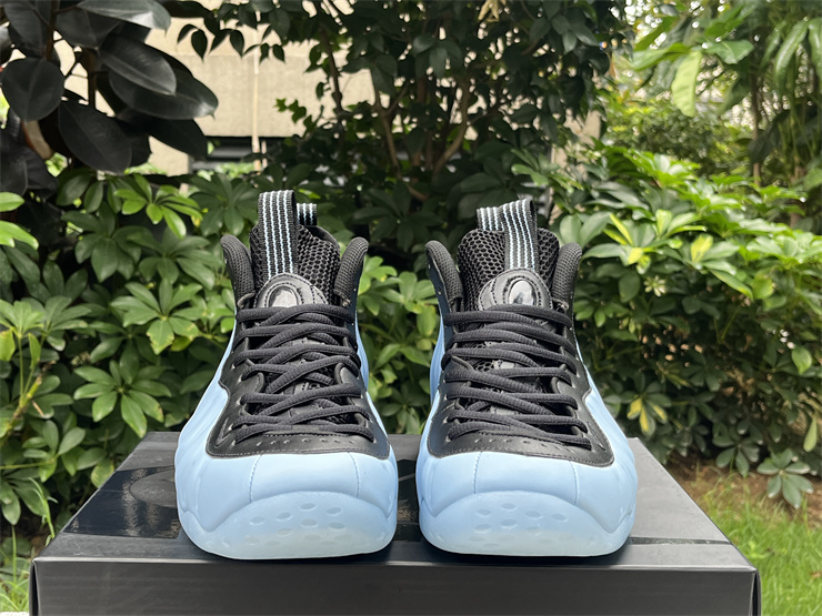 Nike Air Foamposite One Psychic Blue shoes