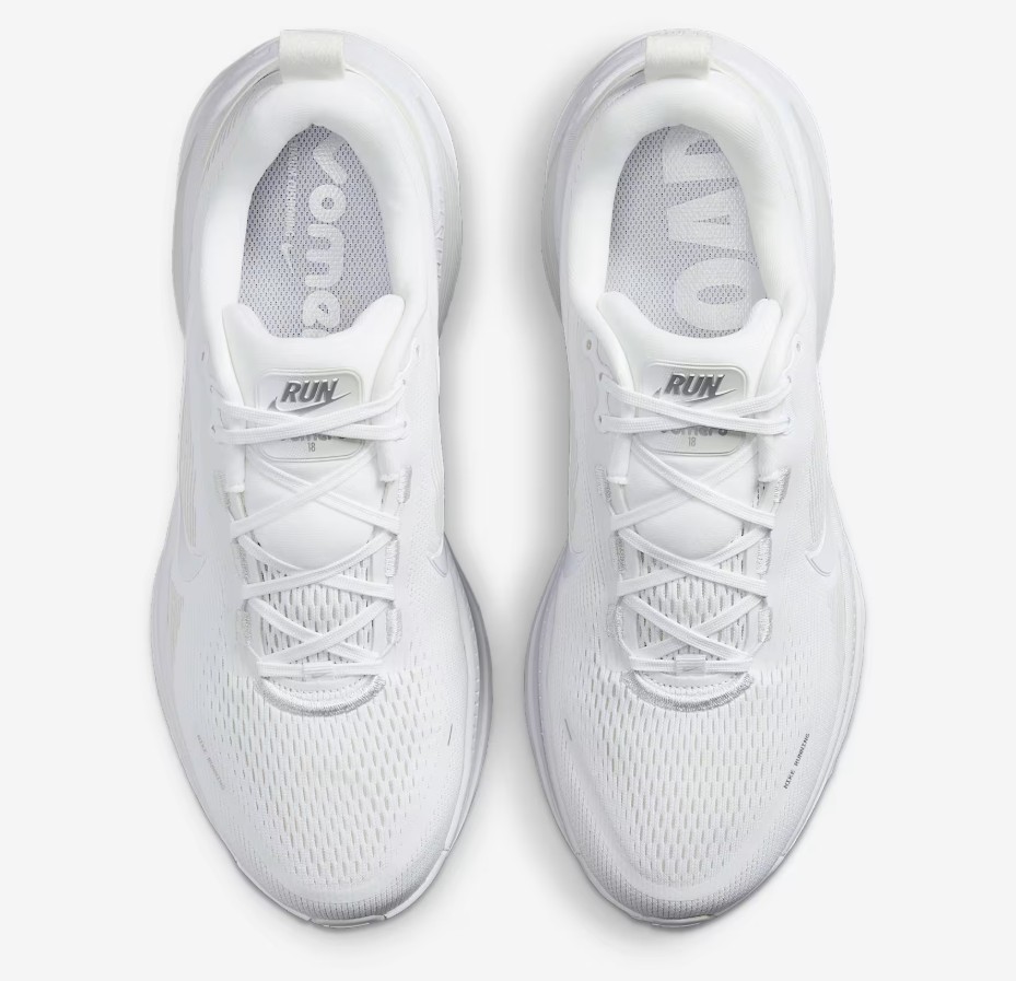 Nike Vomero 18 shoes