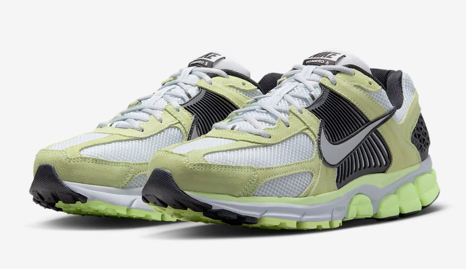 Nike Zoom Vomero 5 outlook