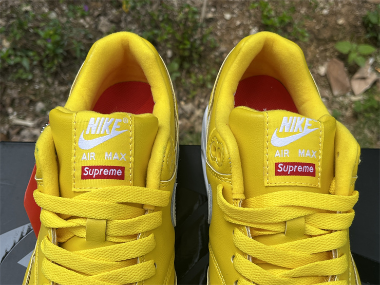 Supreme x Nike Air Max1'87 yellow detail