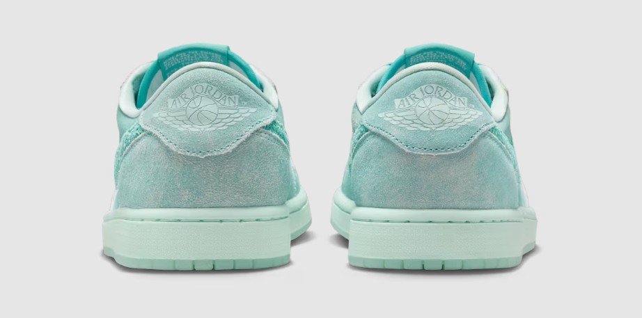 Air Jordan 1 Low OG Washed Teal heels