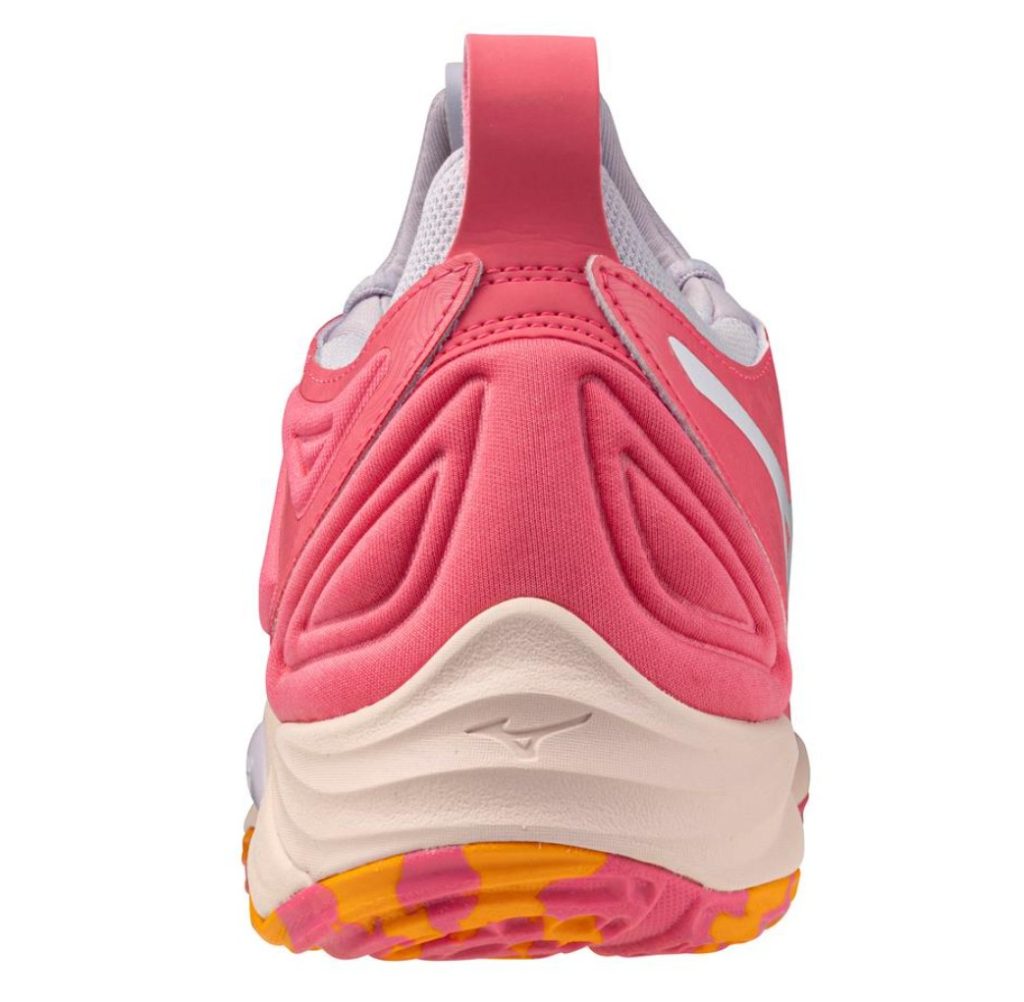 Mizuno Wave Momentum 3 heels