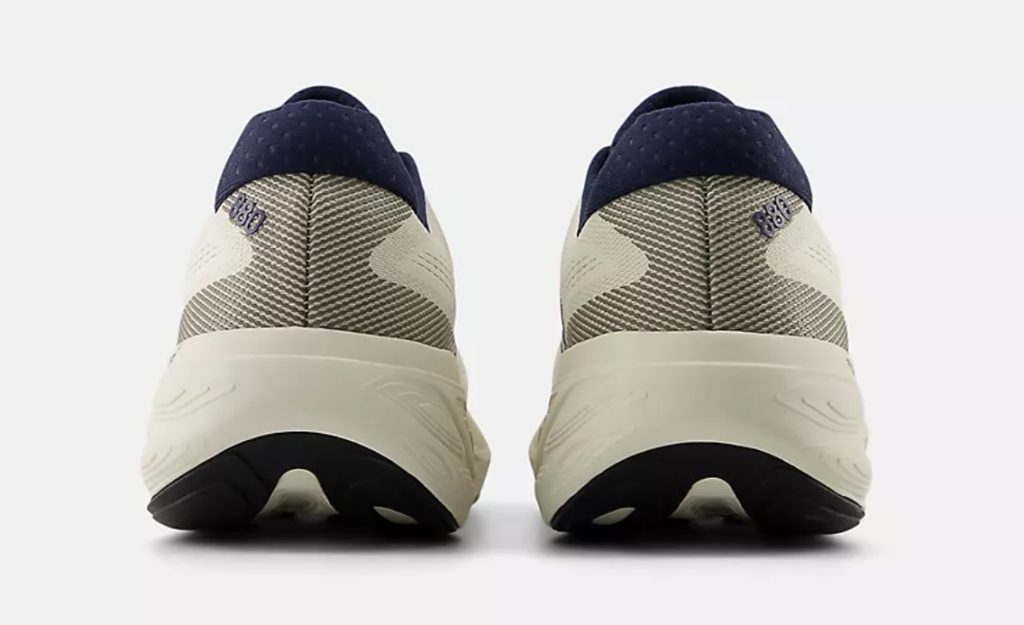 New Balance Fresh Foam X 880 v15 sneakers