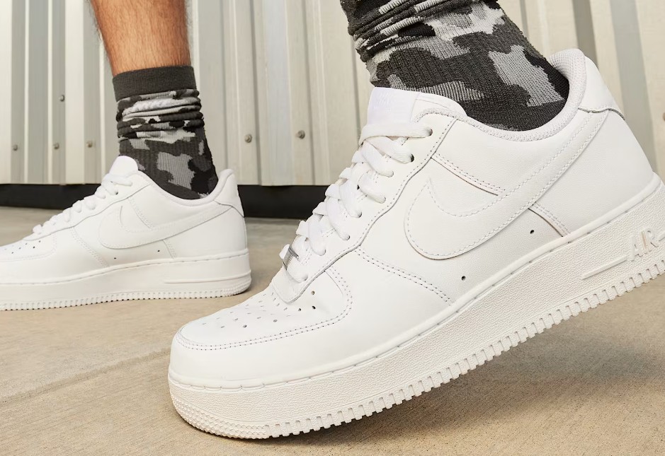 Nike Air Force 1 '07 best white sneakers