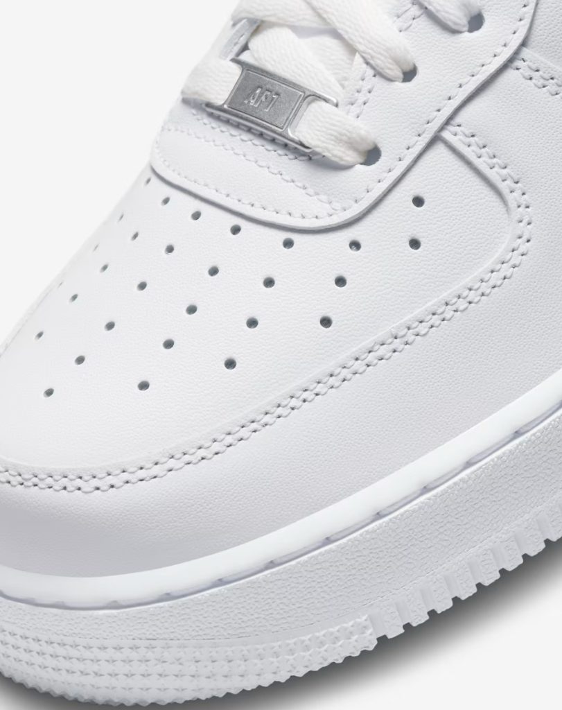 Nike Air Force 1 '07 upper