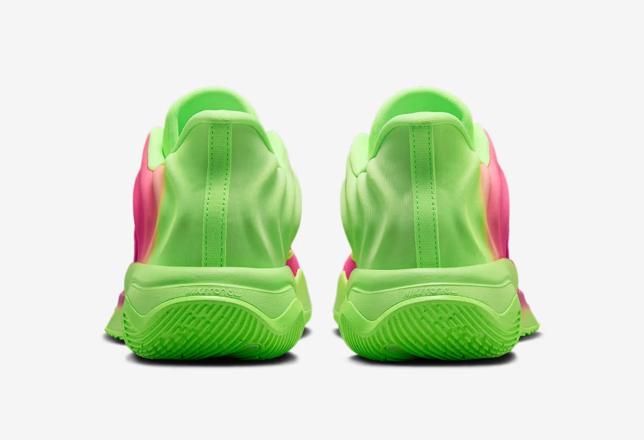 Nike Giannis Immortality 4 heels