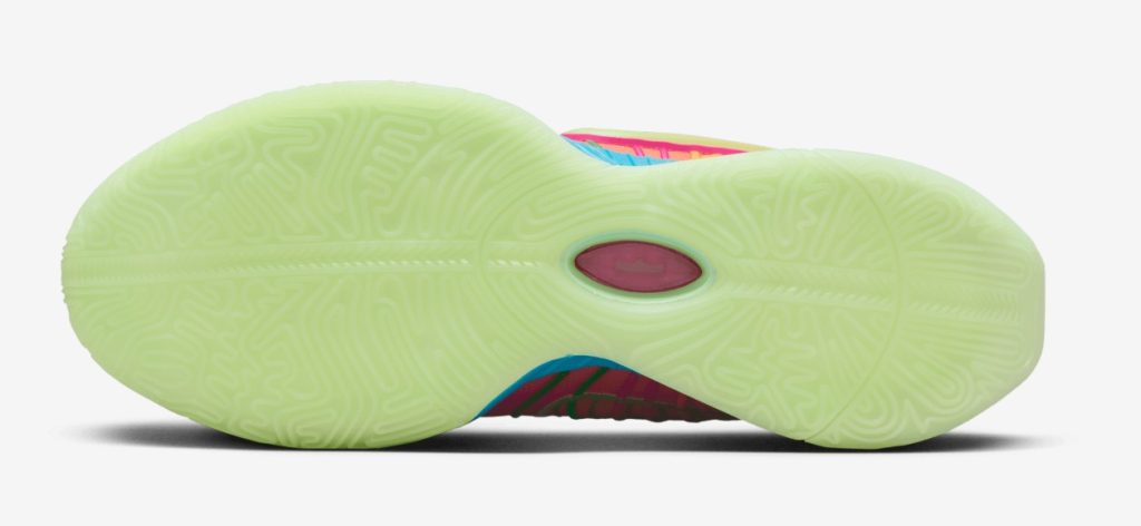 Nike LeBron 21 bottom