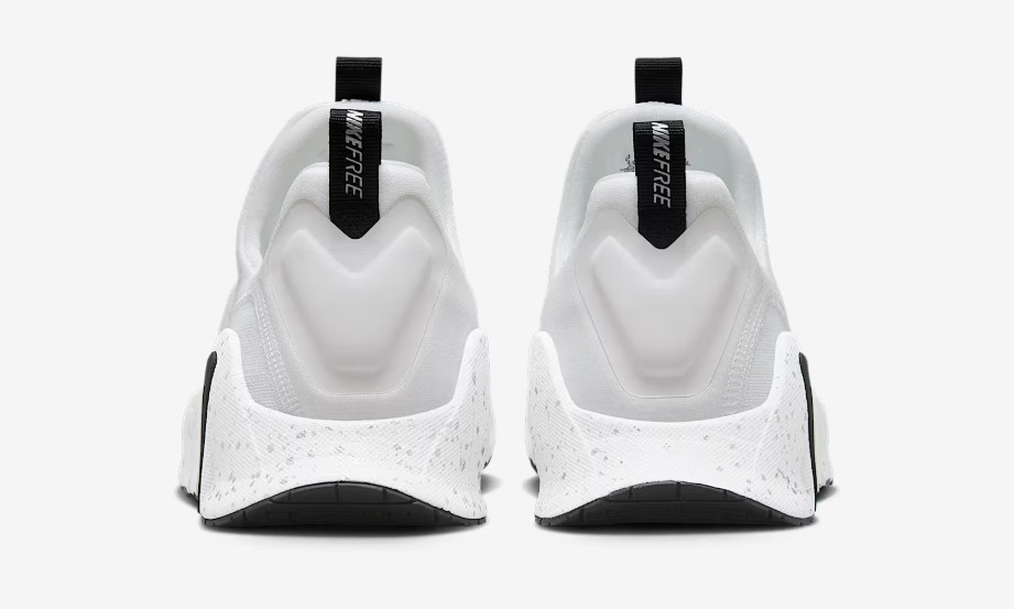 Nike Women's Free Metcon 6 heels