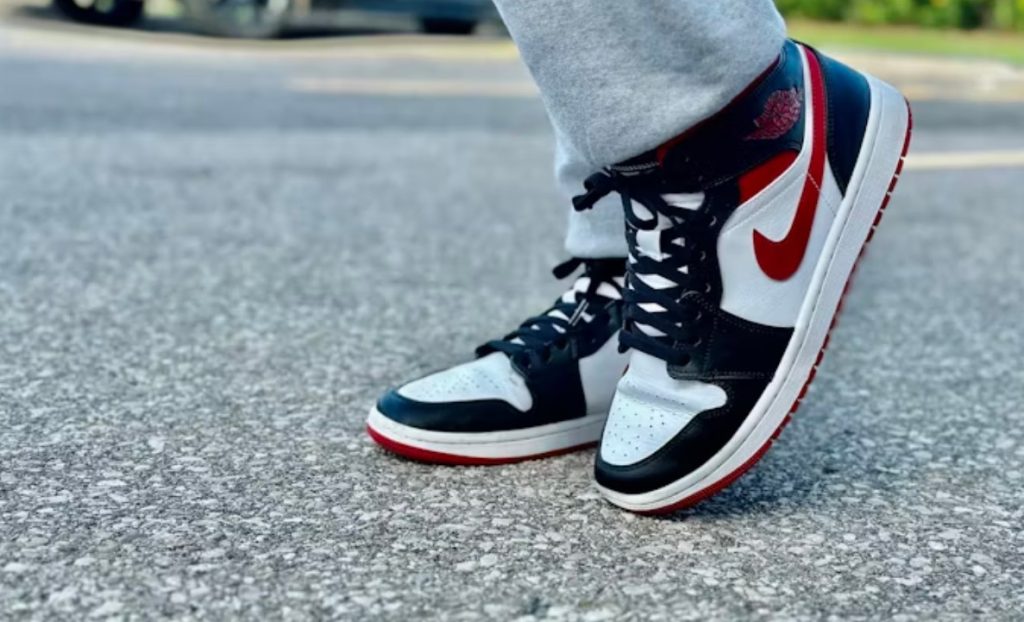 sneakers for standing all day