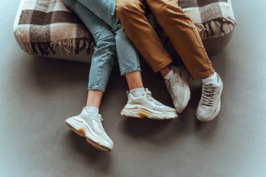 2025 Sneaker Trends for Women: What’s Hot and Why It Matters