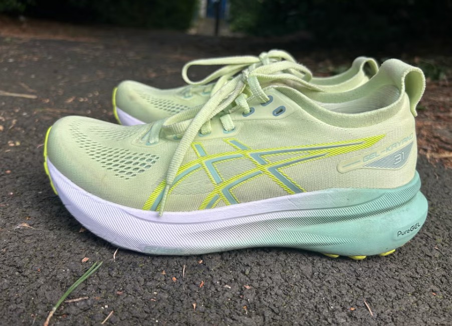 ASICS Gel-Kayano 31 running sneakers