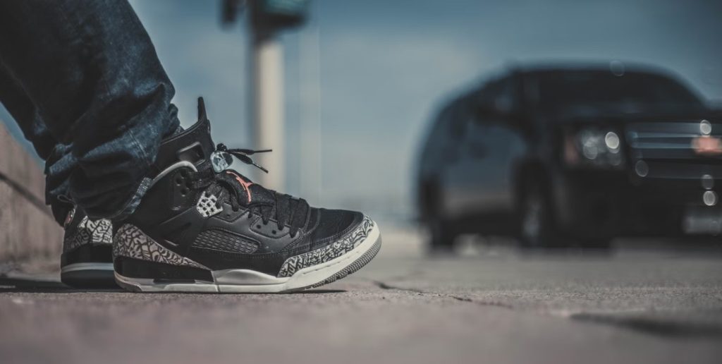 Best Travel Sneakers