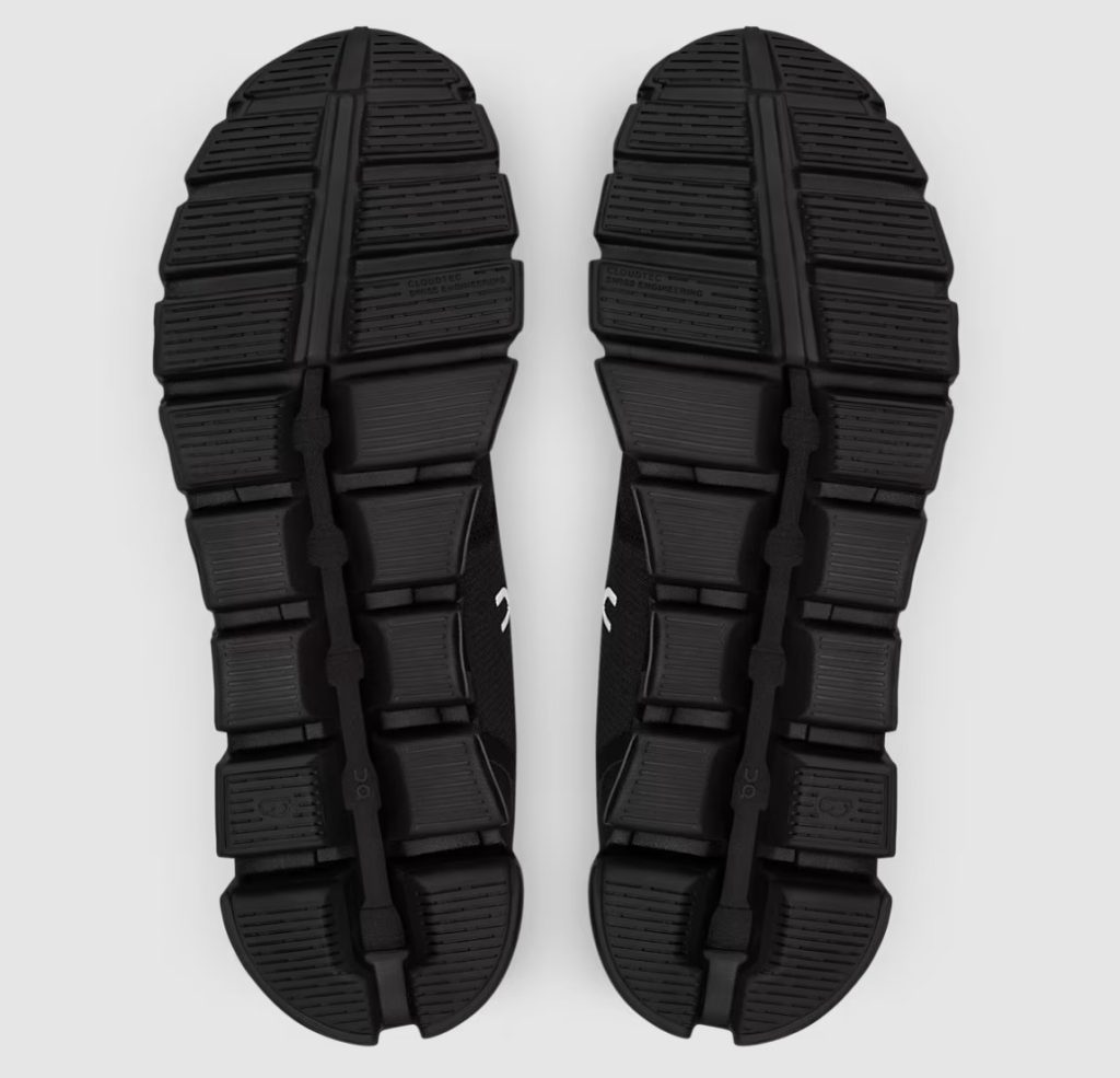 On Cloud 5 Waterproof bottom
