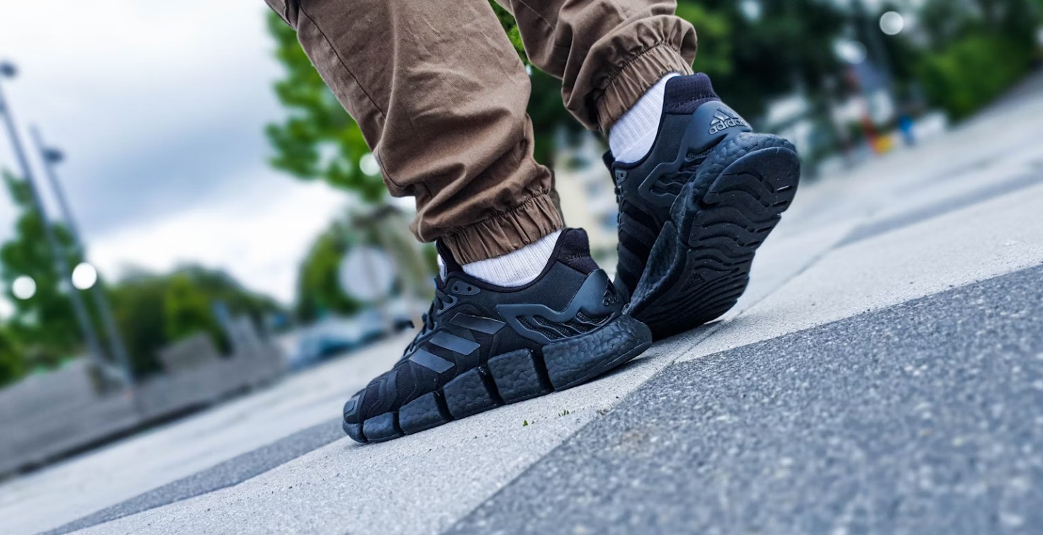 best black sneakers