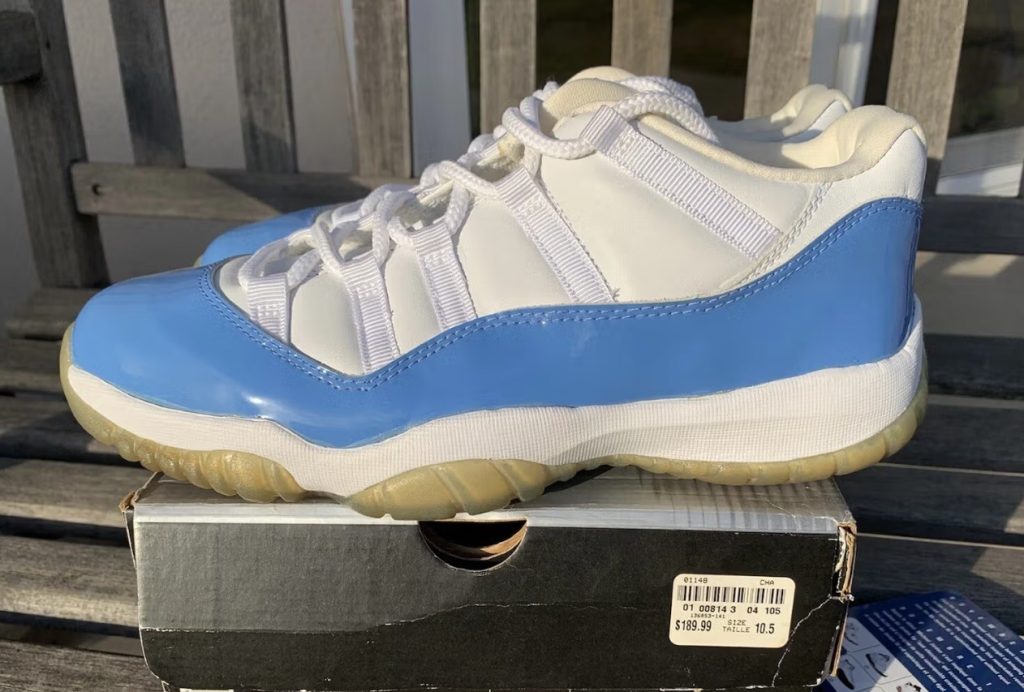 Air Jordan 11 Low University Blue