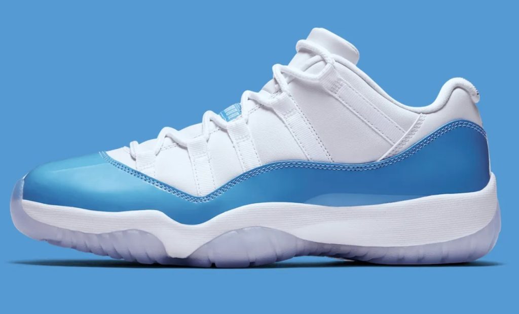 Air Jordan 11 Low University Blue sneaker