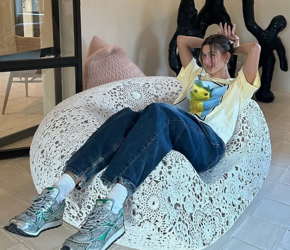 Hailey Bieber