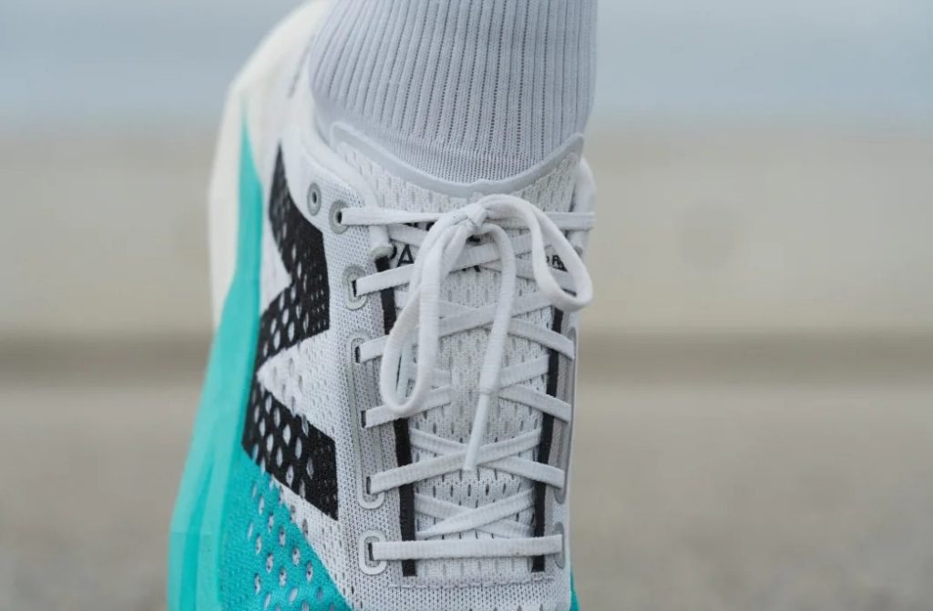 New Balance FuelCell SuperComp Pacer v2 laces