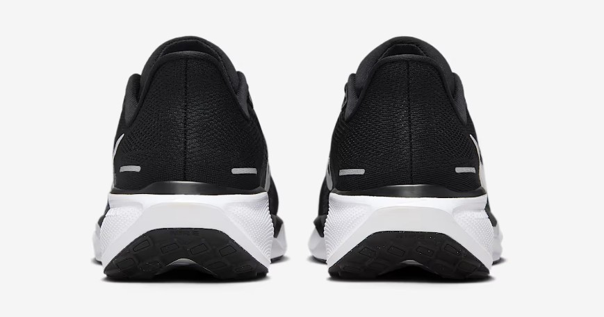 Nike Pegasus 41 heels