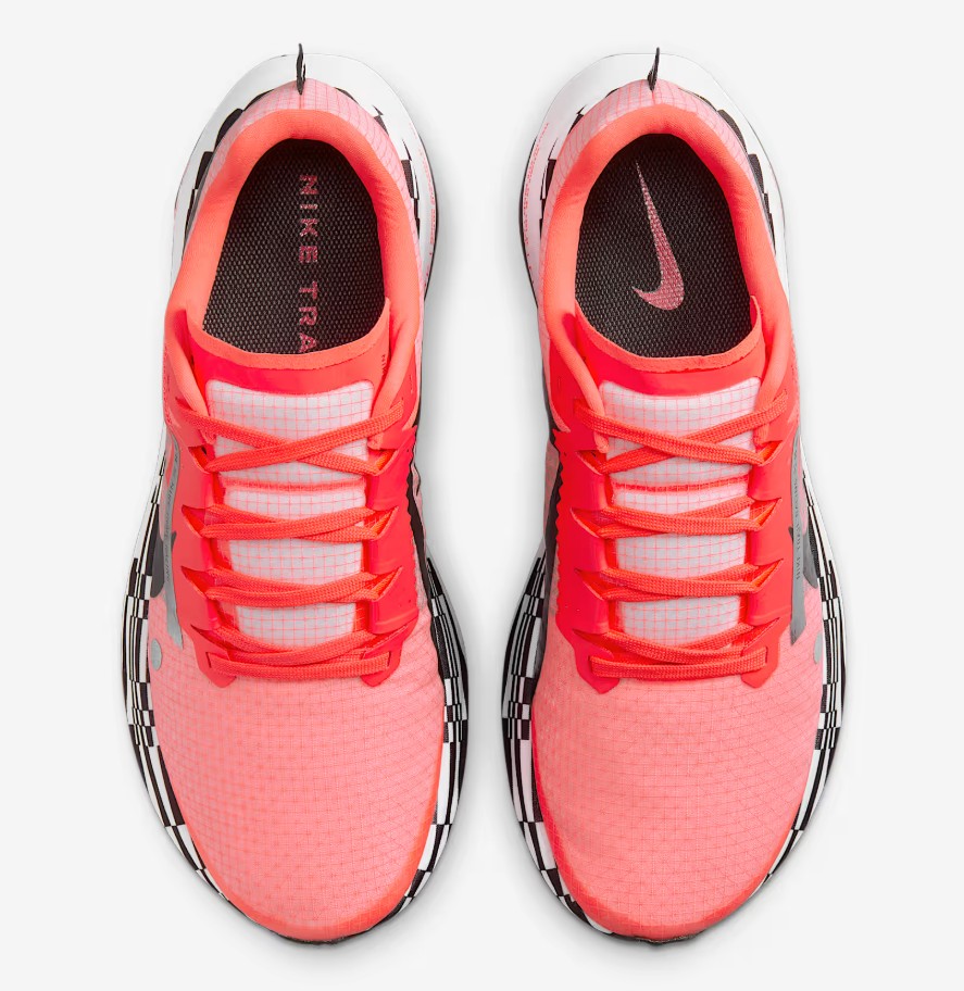 Nike Ultrafly sneakers